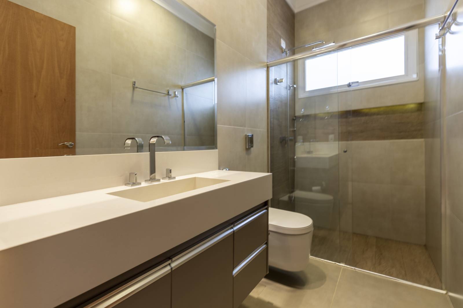 Casa térrea de 229m² no Condomínio Praça das Flores