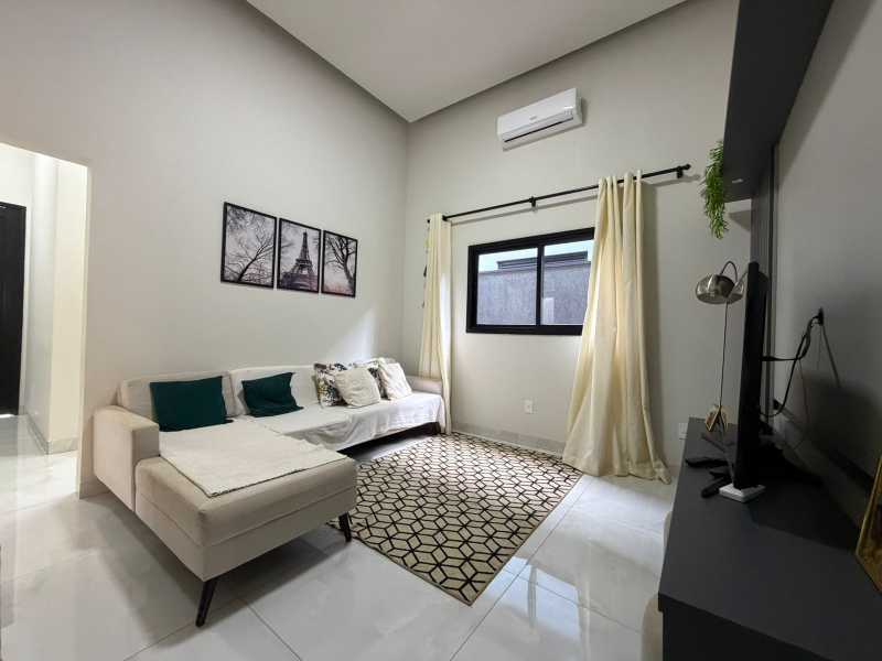 Casa Residencial de 150m² e terreno de 300m² no Condomínio Portal da Mata