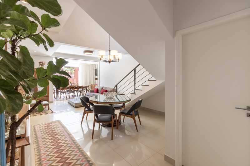 Casa à venda | Residencial Nova Aliança - Linda, reformada e impecável!