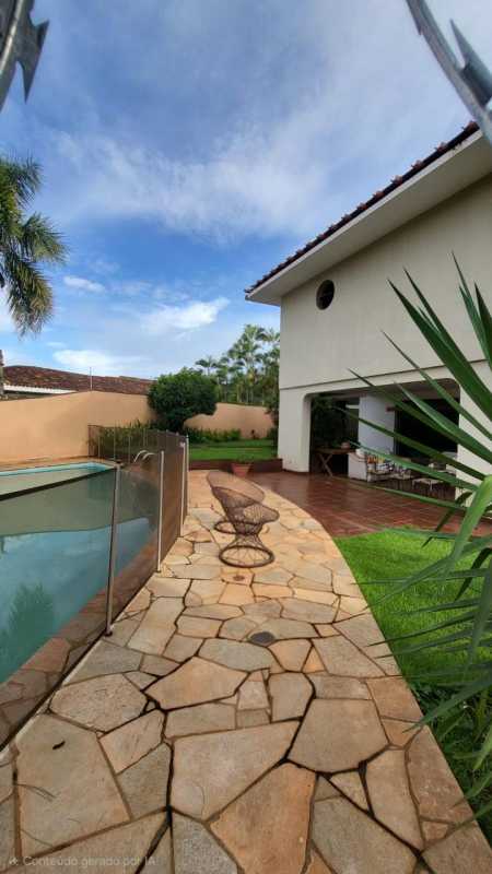 Linda Casa de Esquina na Ribeirânia – Parte Fechada