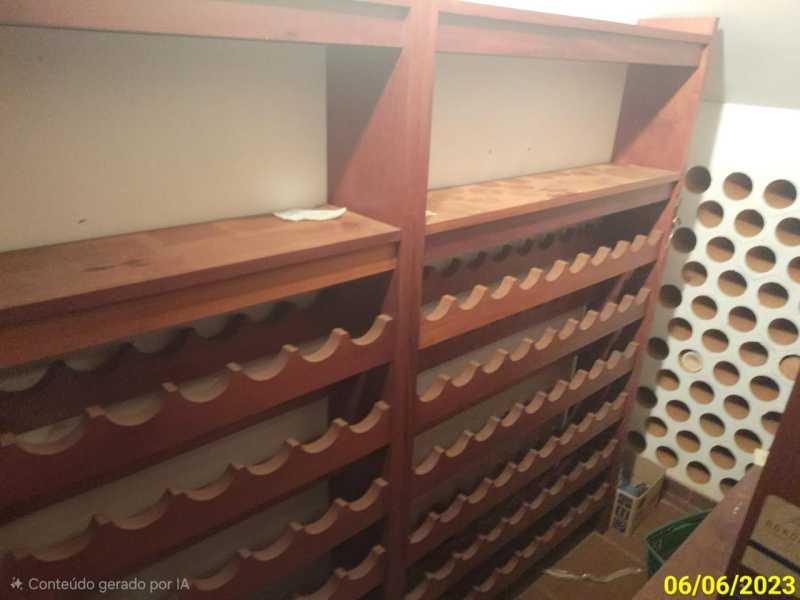 Linda Casa de Esquina na Ribeirânia – Parte Fechada