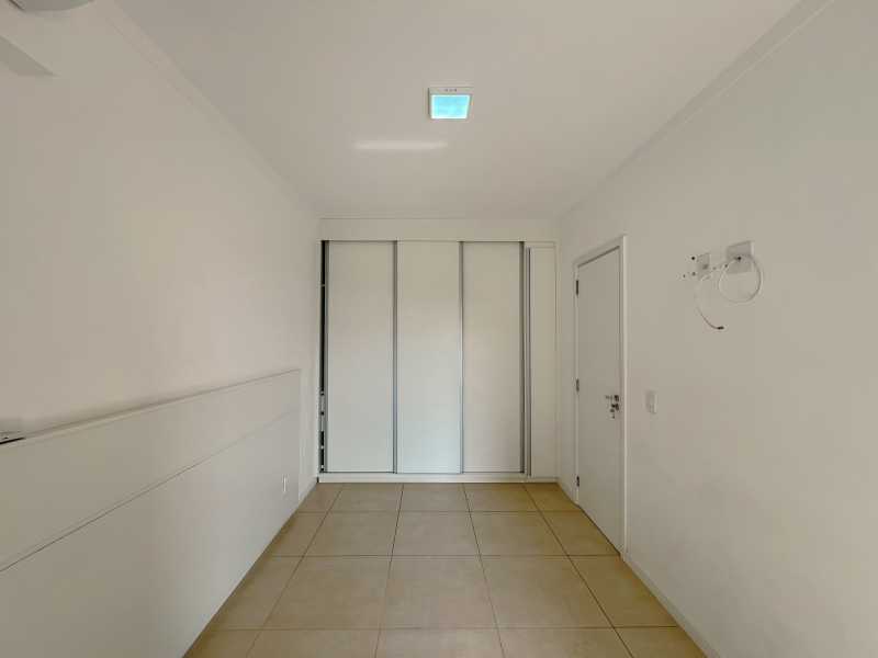 Ed. Sunset em frente ao Raya