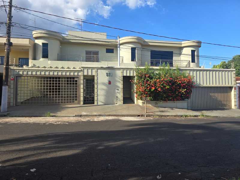 Casa de 604m² - Espaço, conforto e lazer completo na Ribeirânia!