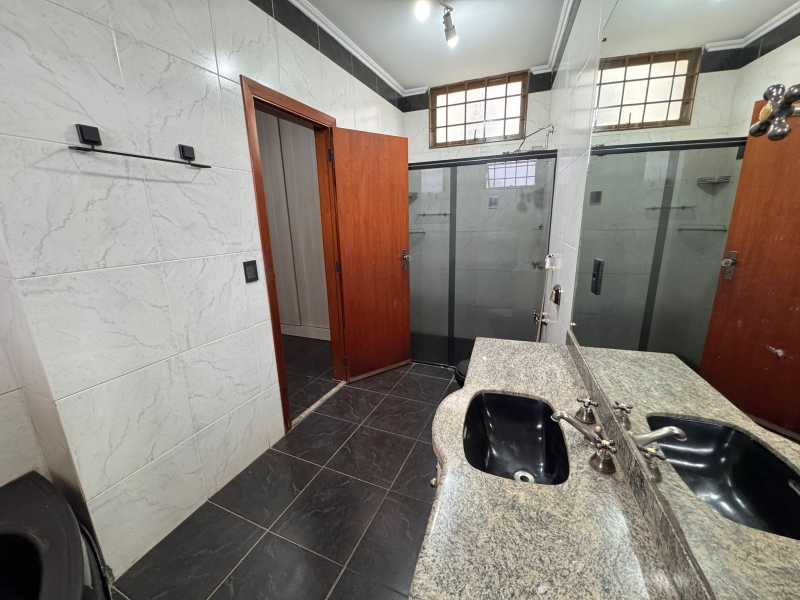 Casa de 604m² - Espaço, conforto e lazer completo na Ribeirânia!