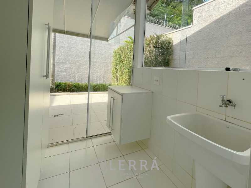 Casa no condomínio Pracas do Sul